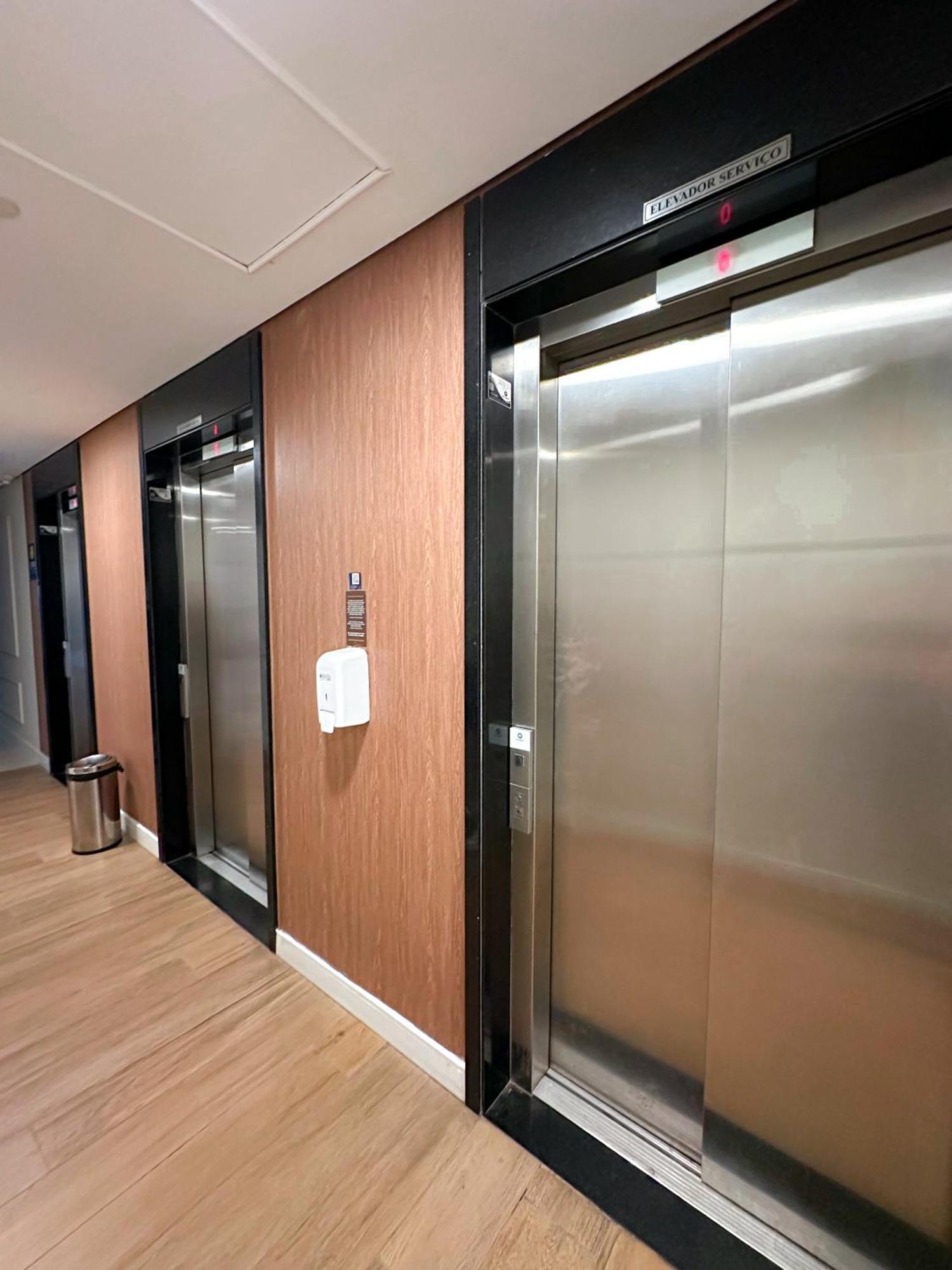 Apartment Black One Apto Moderno Luz *