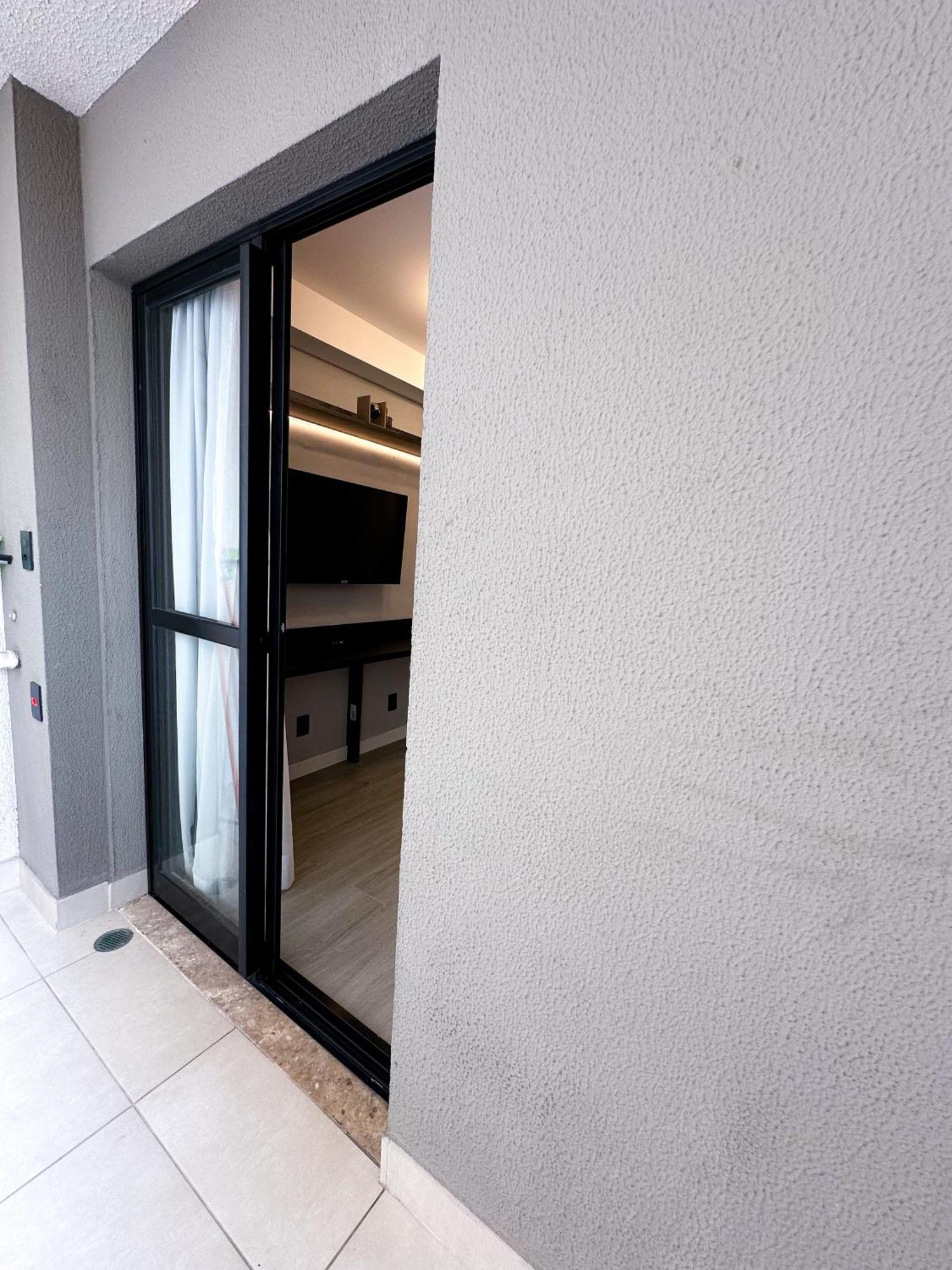 Apartamento Black One Apto Moderno Luz *